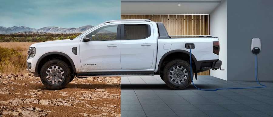 2024-ford-ranger-phev-hybrid-ranger-phev-au-split-backplate-ooh-cropped-scaled.jpg copy